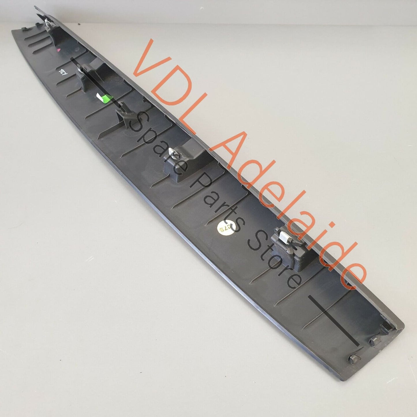 VW Golf MK7 Estate Wagon Rear Lid Tailgate Interior Trim Upper Centre 5G9867587 5G9867587