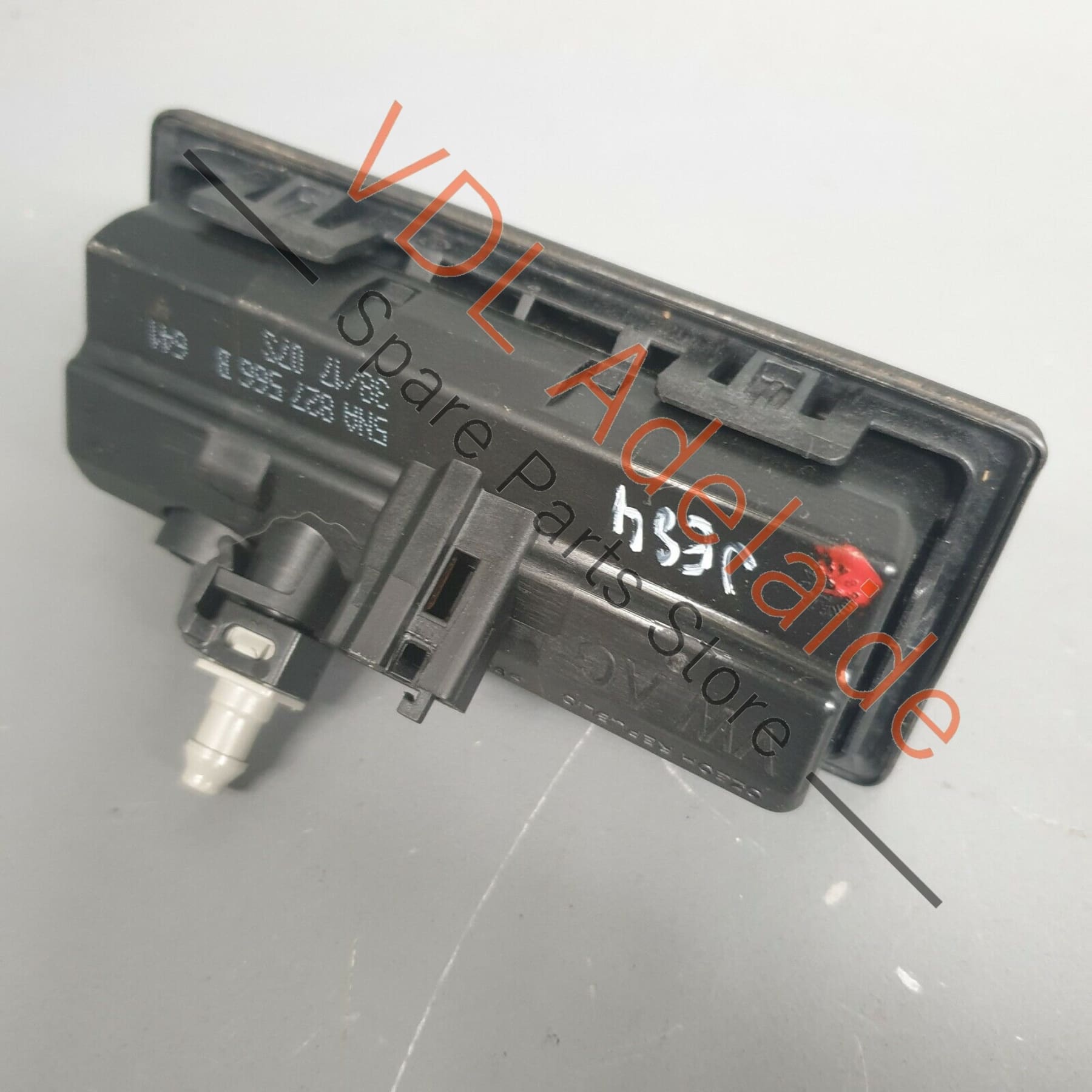 Genuine OEM VW Tiguan MQB Mk2 Reverse Camera for Rear Hatch Boot 5NA827566B