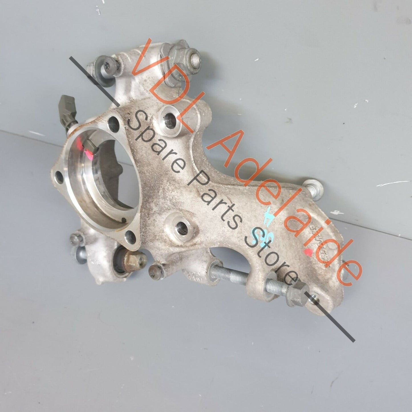 VW Tiguan MQB Mk2 Rear Right Wheel Bearing Housing Knuckle Suspension 5QF505436F 5QF505436F