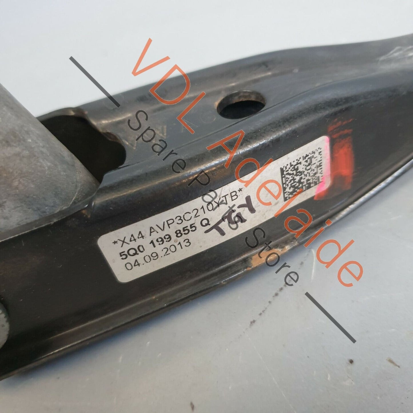 VW Golf MK7 1.6-2.0L TDI Diesel Lower Pendulum Mount Support 5Q0199855 5Q0199855Q