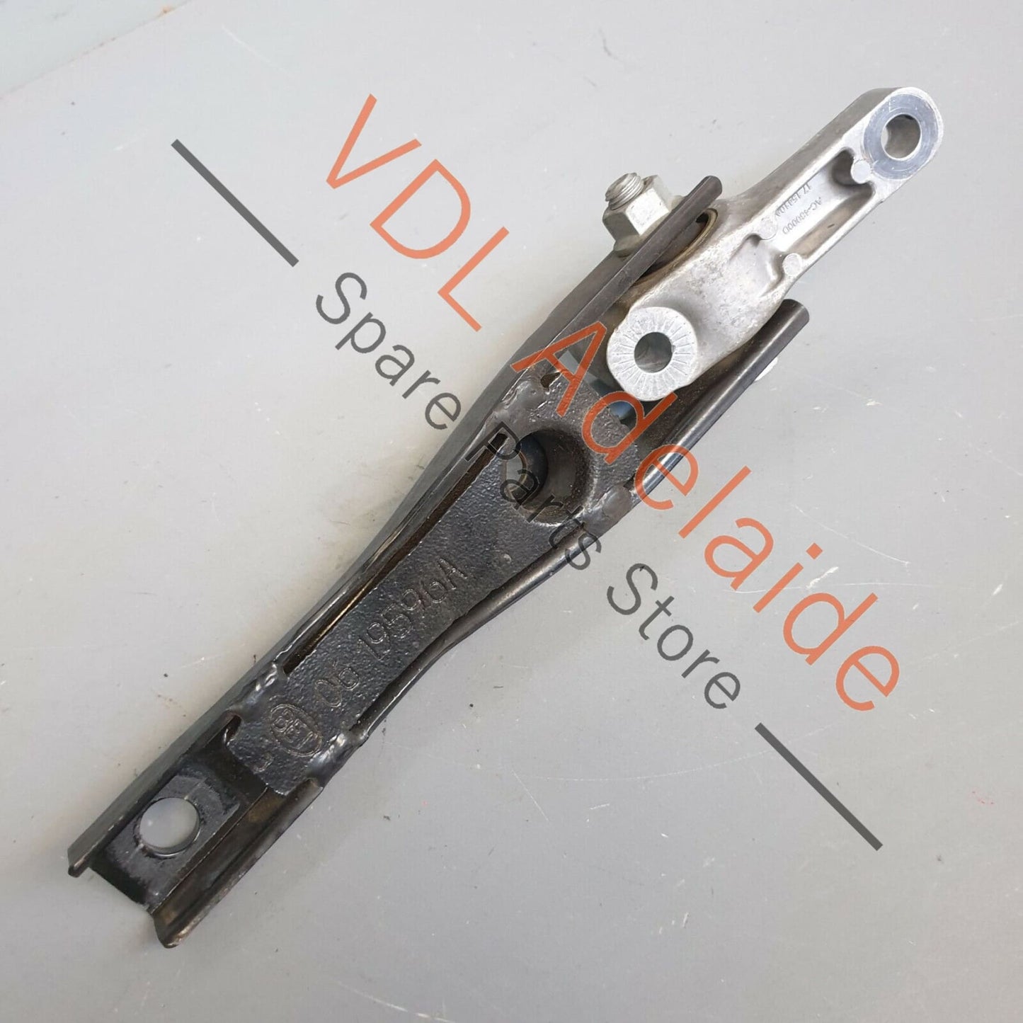 VW Golf MK7 1.6-2.0L TDI Diesel Lower Pendulum Mount Support 5Q0199855 5Q0199855Q