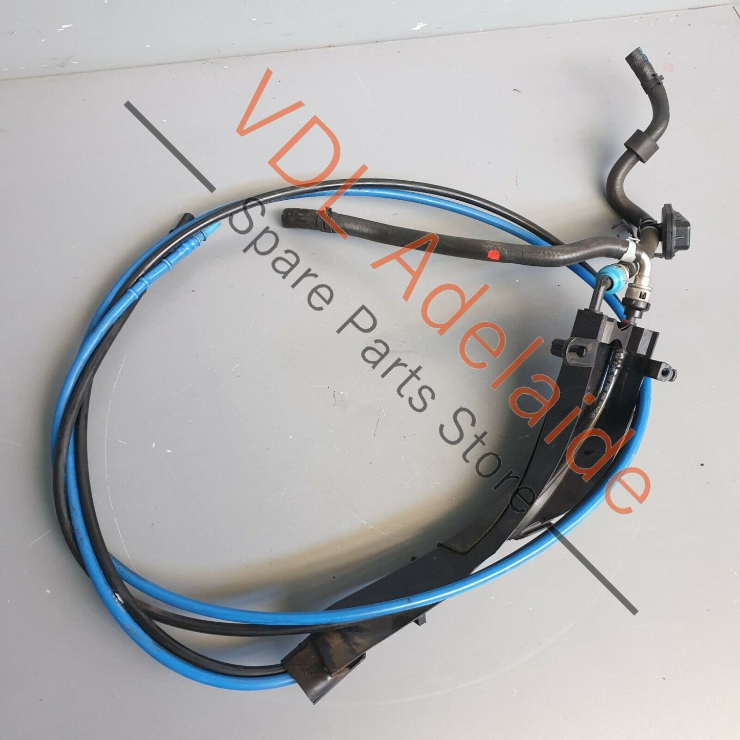 VW Golf MK7 Estate Wagon 2.0 Set of Diesel Fuel Lines 5Q0200059BS 5Q0200059BS