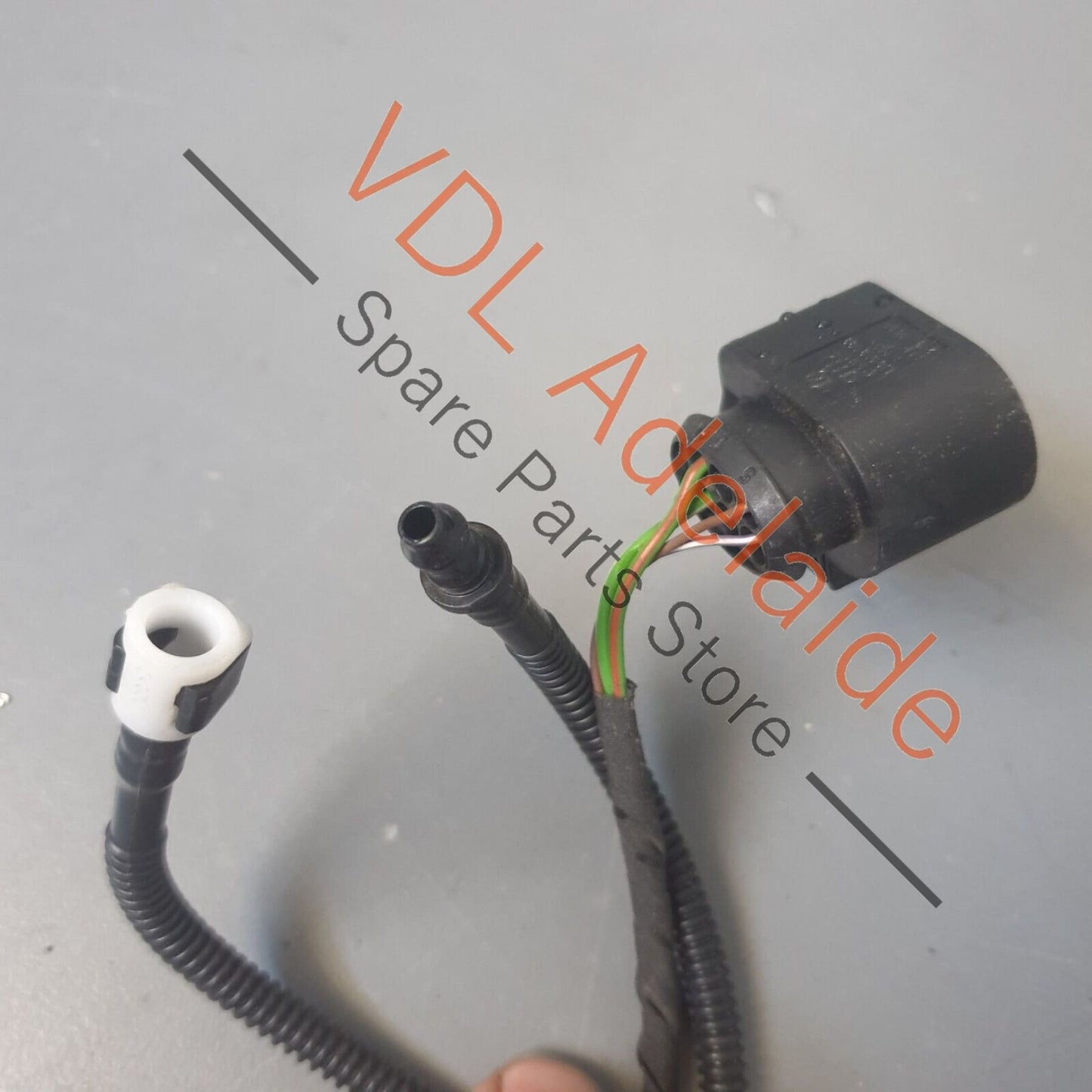 VW Tiguan MQB Mk2 Windscreen Headlight Washer Reservoir Wiring Harness Cable 5NA971081A