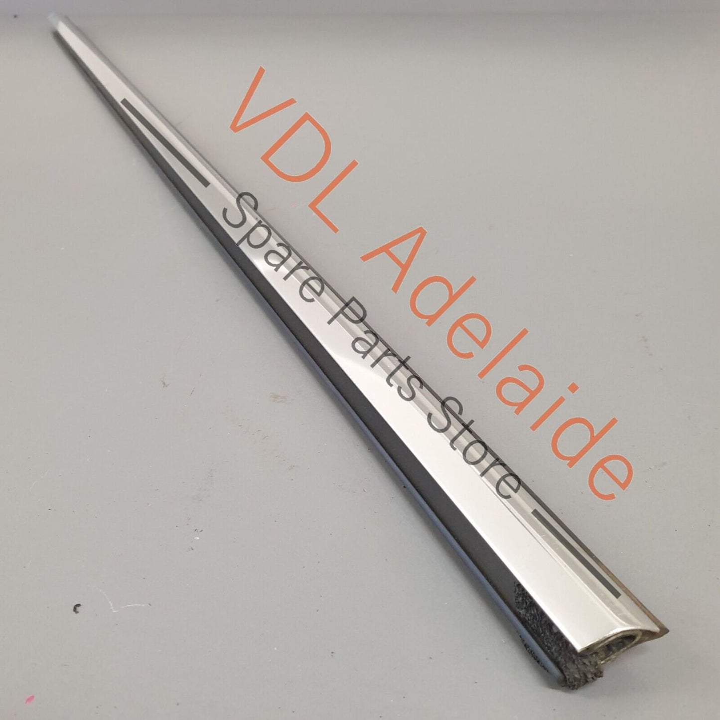 VW Golf MK7 Wagon Front Right Exterior Chrome Window Aperture Seal Moulding 5G4837476