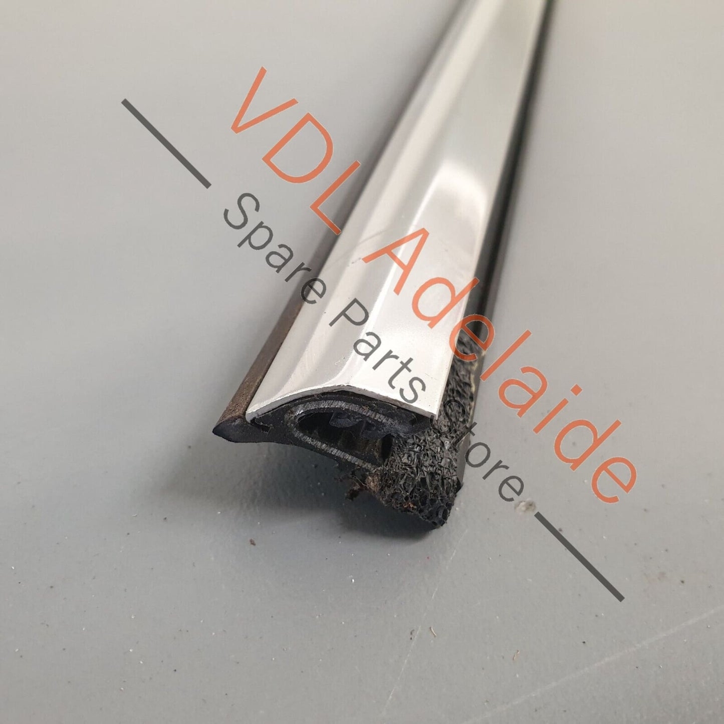 VW Golf MK7 Wagon Front Left Exterior Chrome Window Aperture Seal Moulding 5G4837475