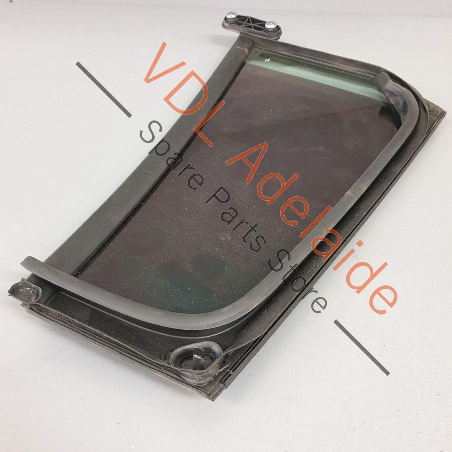 VW Golf MK7 Wagon Left LHS Fixed Window for Rear Door 5G9845213B 5G9845213B