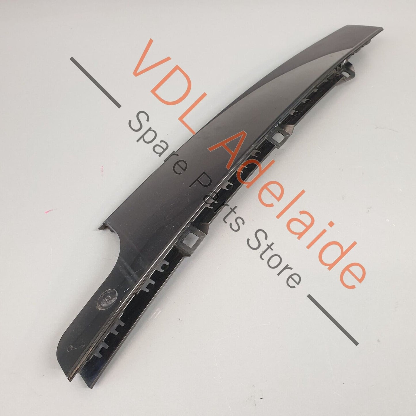 VW Golf GTi Mk7 Front Right Exterior Trim for Door Window Frame 5G4837890B 5G4837890B