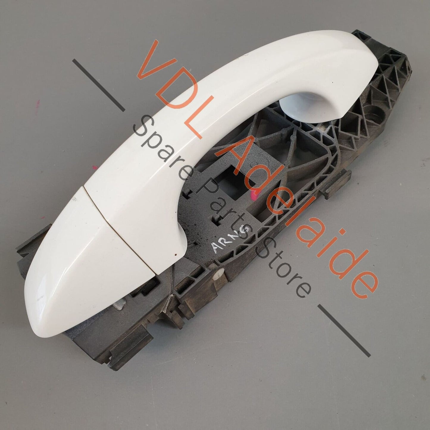 VW Golf GTi Mk7 Front Left Passenger Exterior Door Handle for RHD Pure White C9A 5G0837205N