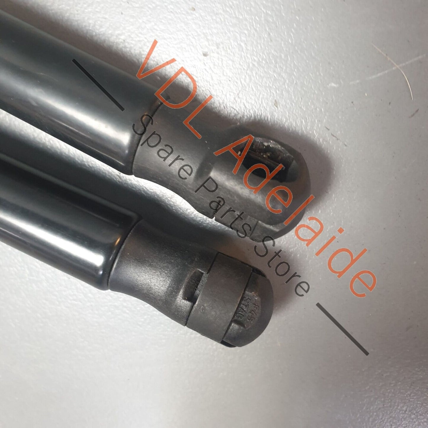 VW Polo GTi Mk5 6R Rear Tailgate Boot Lid Gas Filled Strut Pair 6R6827550C 6R6827550C