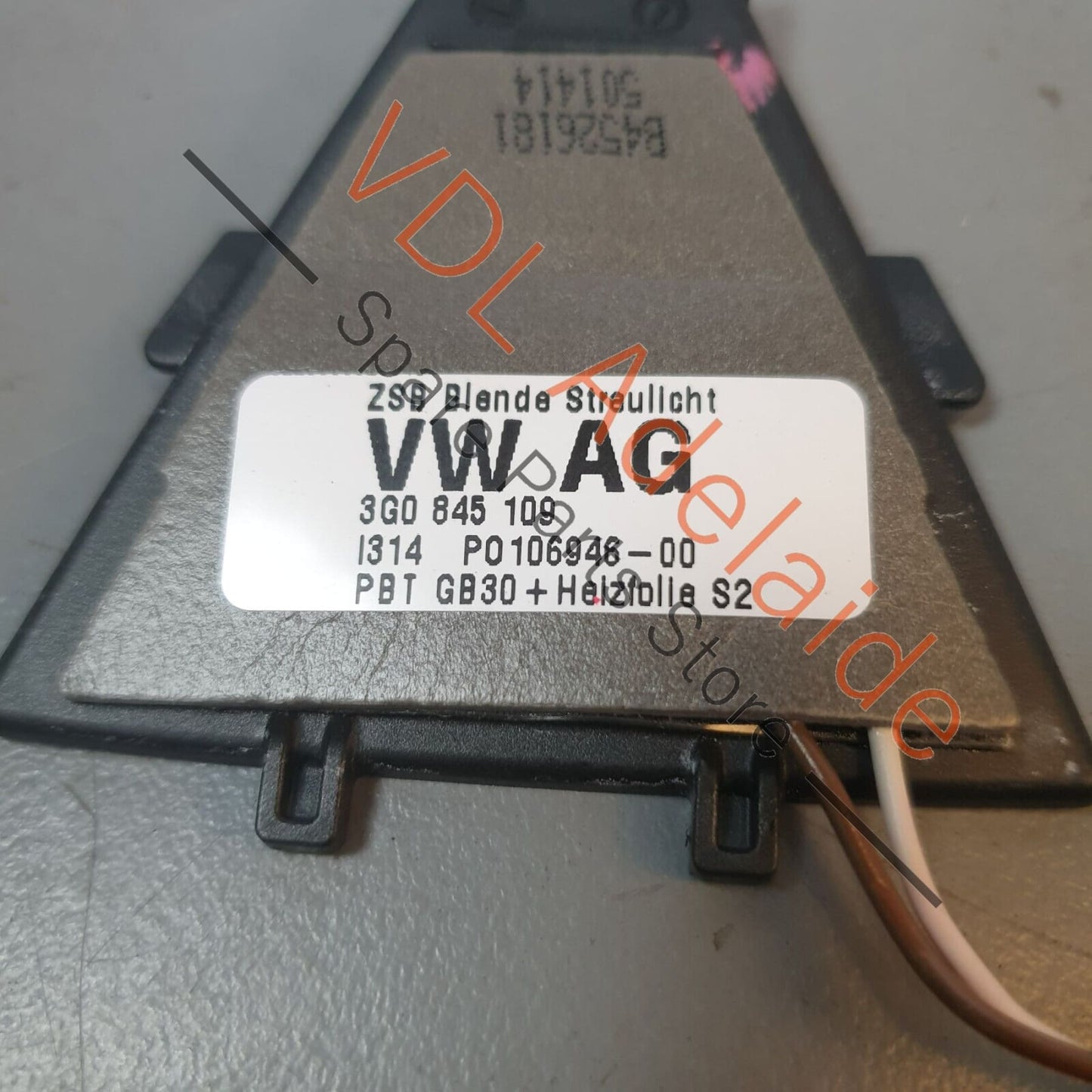 Audi A3 S3 RS3 8V Windscreen Mounted Camera Trim 8W0972575