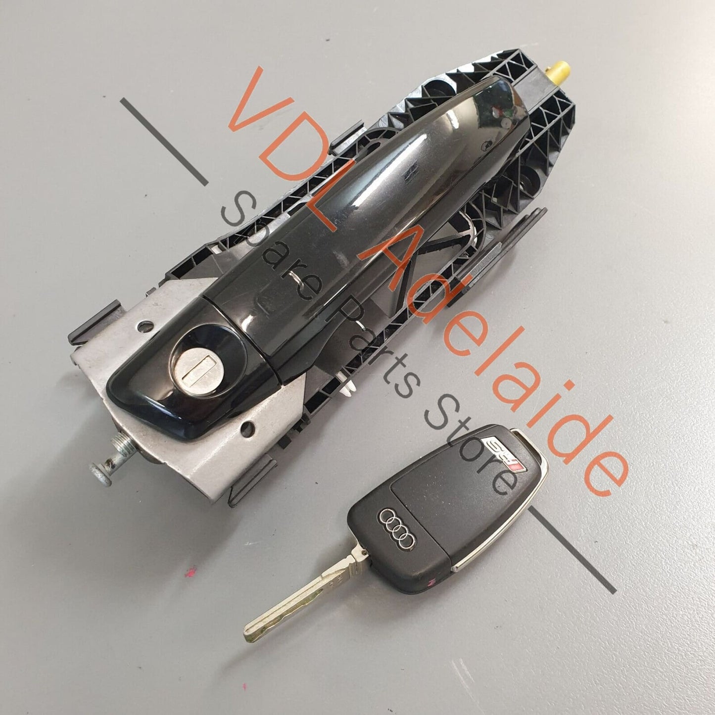 Audi RS3 8V Front Right Driver Exterior Door Handle & Lock with Key & Sensor RHD 107837168CP