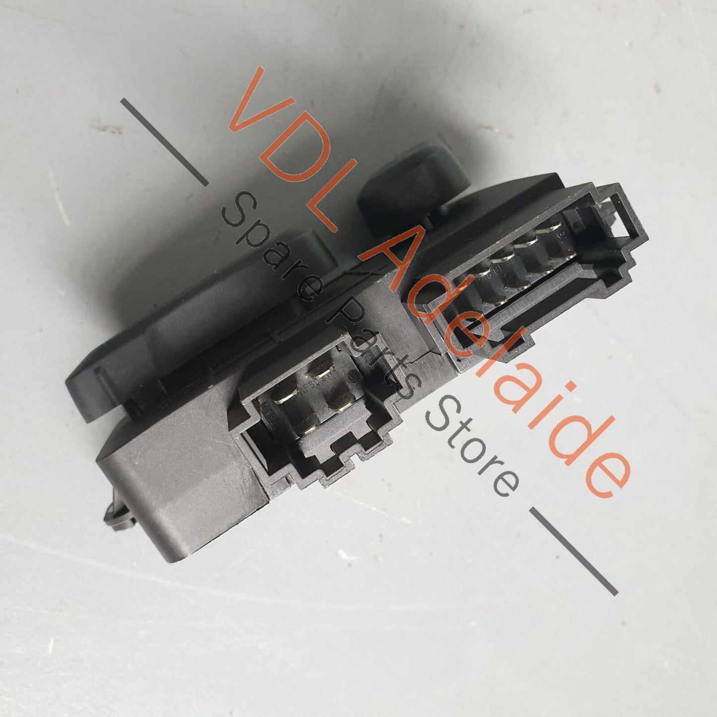 VW R36 Passat 3C B6 OEM Front Left Electric Seat Adjustment Switch 8E0959747A 8E0959747A
