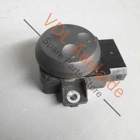 VW R36 Passat 3C B6 OEM Front Electric Seat Lumbar Support Switch 8E0959777B 8E0959777B