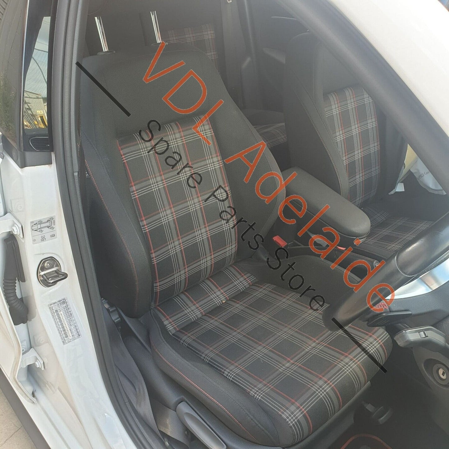 VW Polo GTi Mk5 6R Left Front Interior Trim Door Handle Pull Grip Satin Black 6R0867171L82V