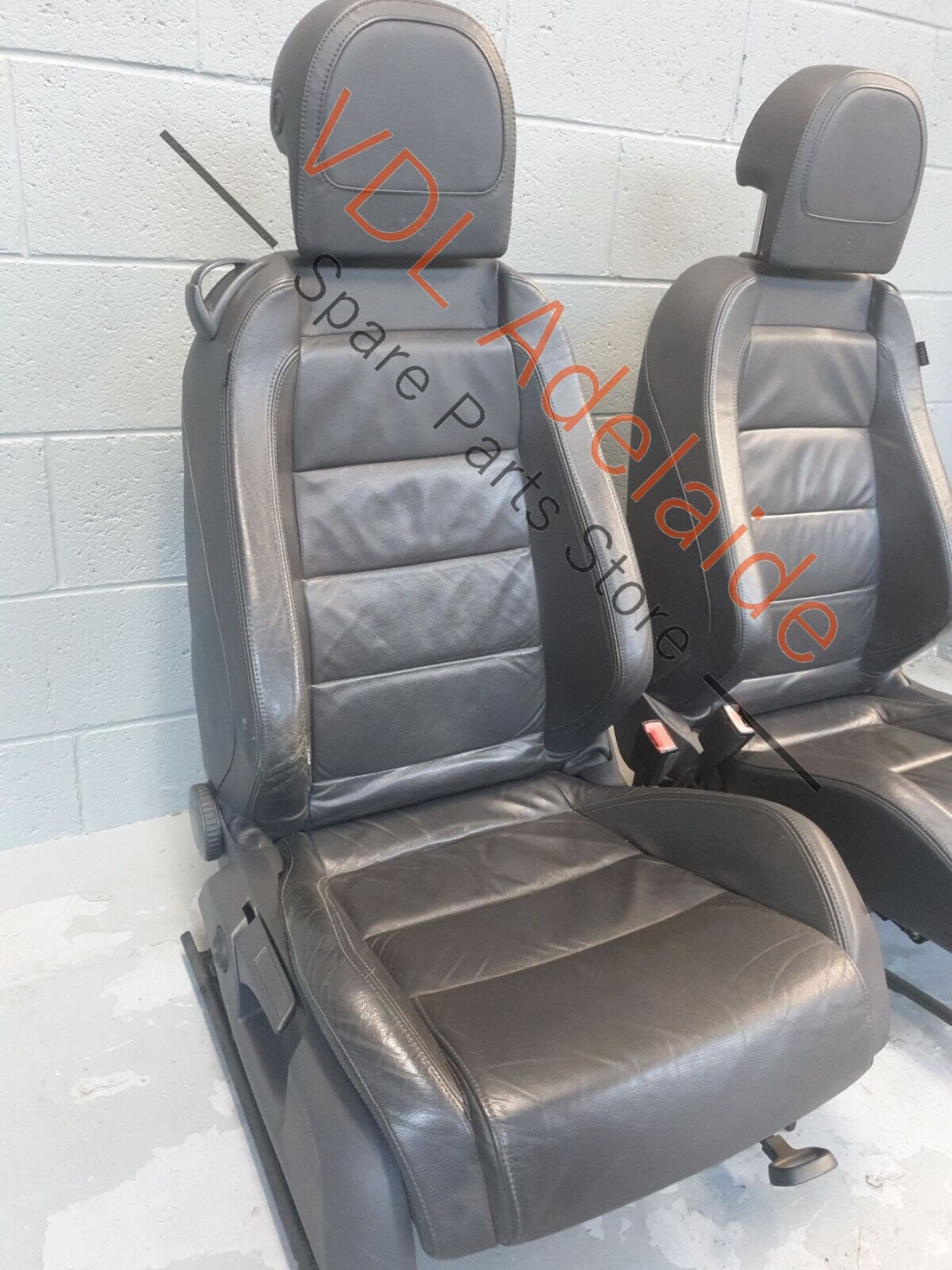 Volkswagen VW Golf Mk5 R32 3dr Hatch Front Two Pair Leather Heated Seat Seats