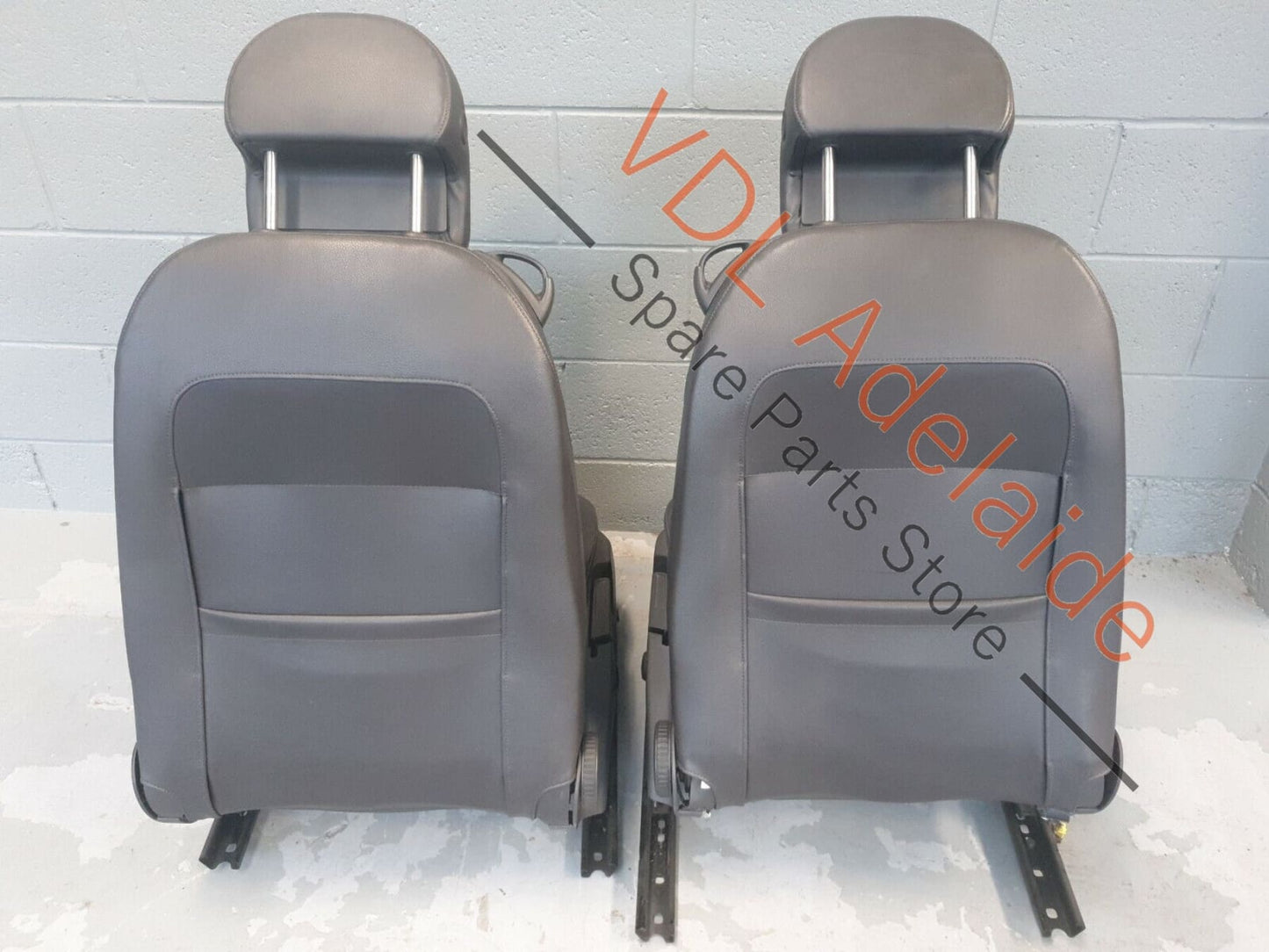Volkswagen VW Golf Mk5 R32 3dr Hatch Front Two Pair Leather Heated Seat Seats