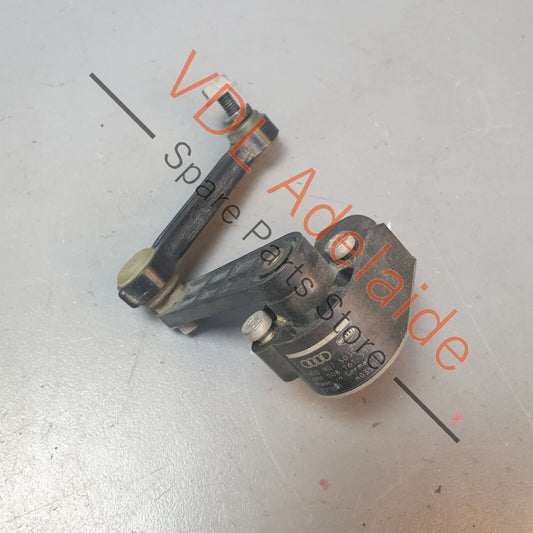 Audi Q7 6.0L V12 4L Rear Level Sensor for Models with Air Suspension 7L0616571D 7L0616571D