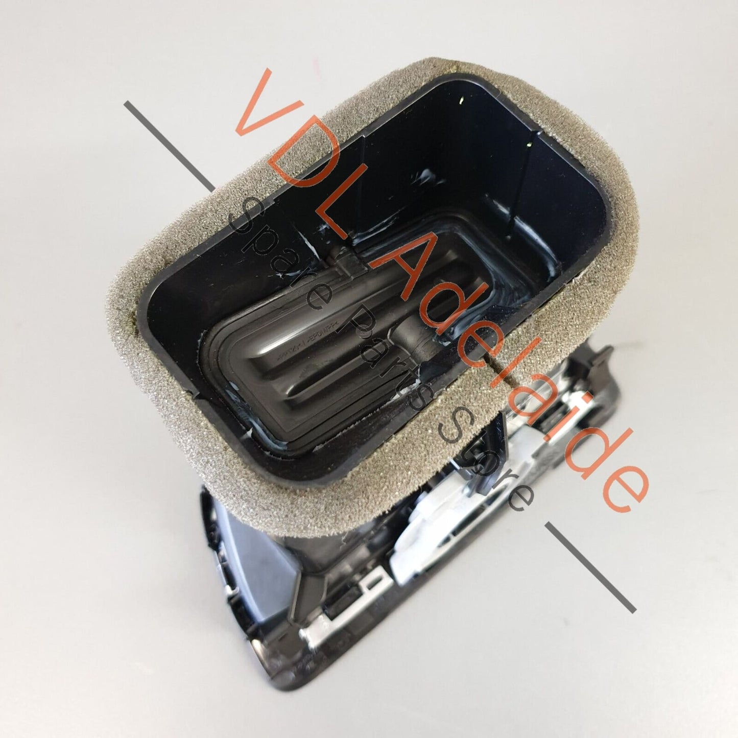 VW Golf GTi GTD Mk7 Left Side Passenger Dash Air Vent for RHD 5G2819703R 5G2819703R