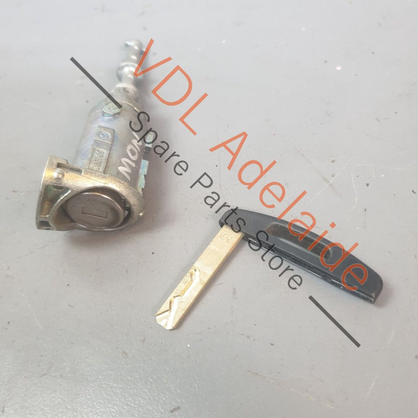 Renault Megane III 3 X95 Door lock barrel & key set for exterior lock