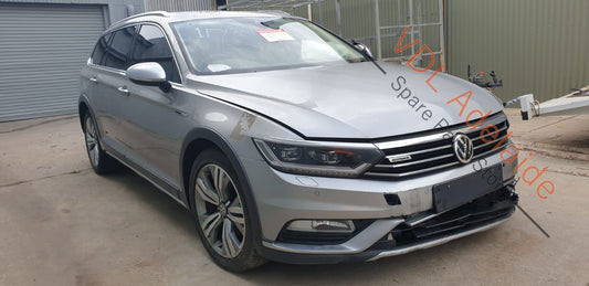 VW Passat Alltrack B8 3G Right Side RHS Head Curtain Airbag Unit 3G0880742E