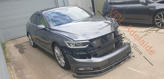 VW Passat B8 3G RHD Drivers Knee Airbag Air Bag Unit 3G2880842F