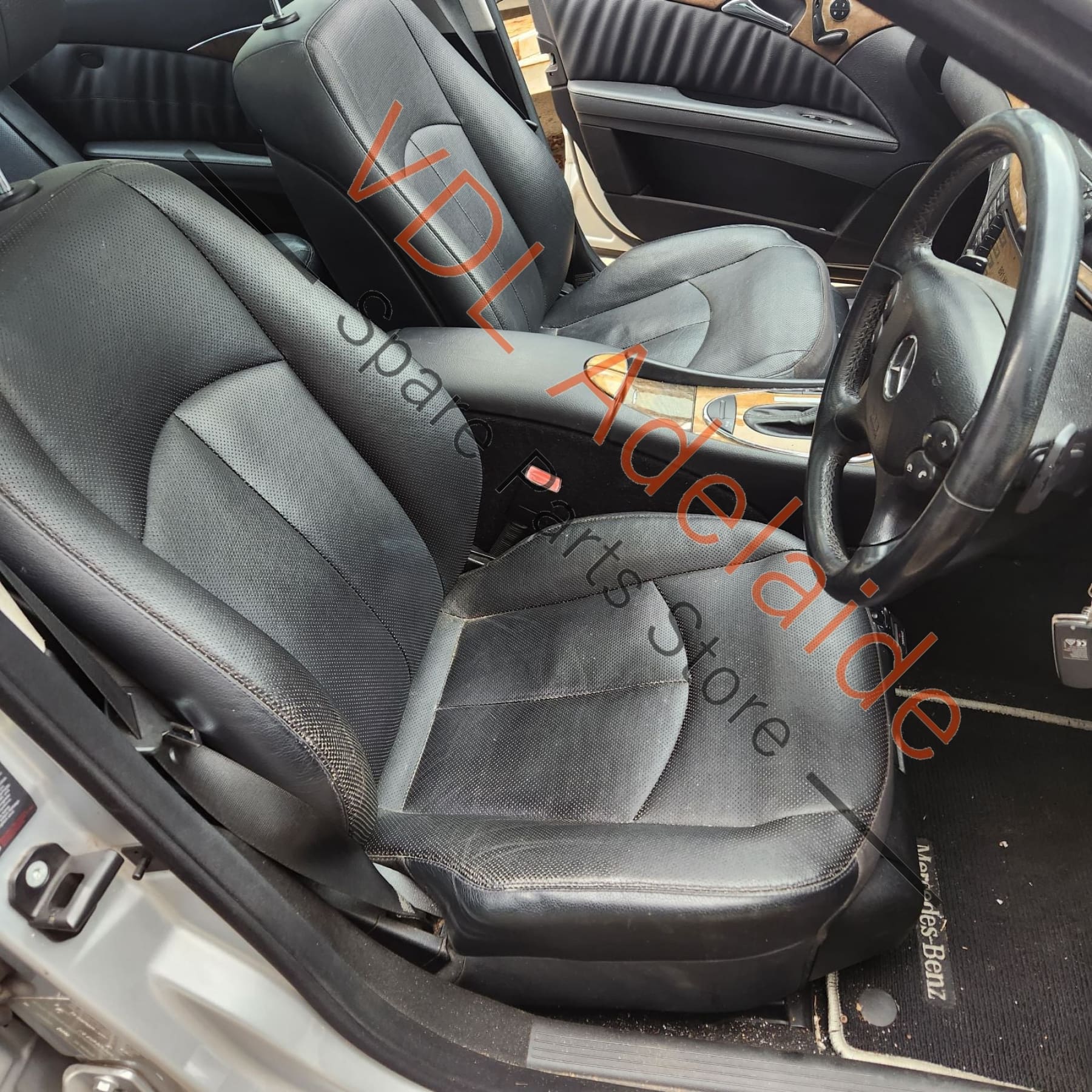 A2118601969 2118601969 Mercedes W211 Front Left Seat Seatbelt Clasp Clip Catch Latch A2118601969