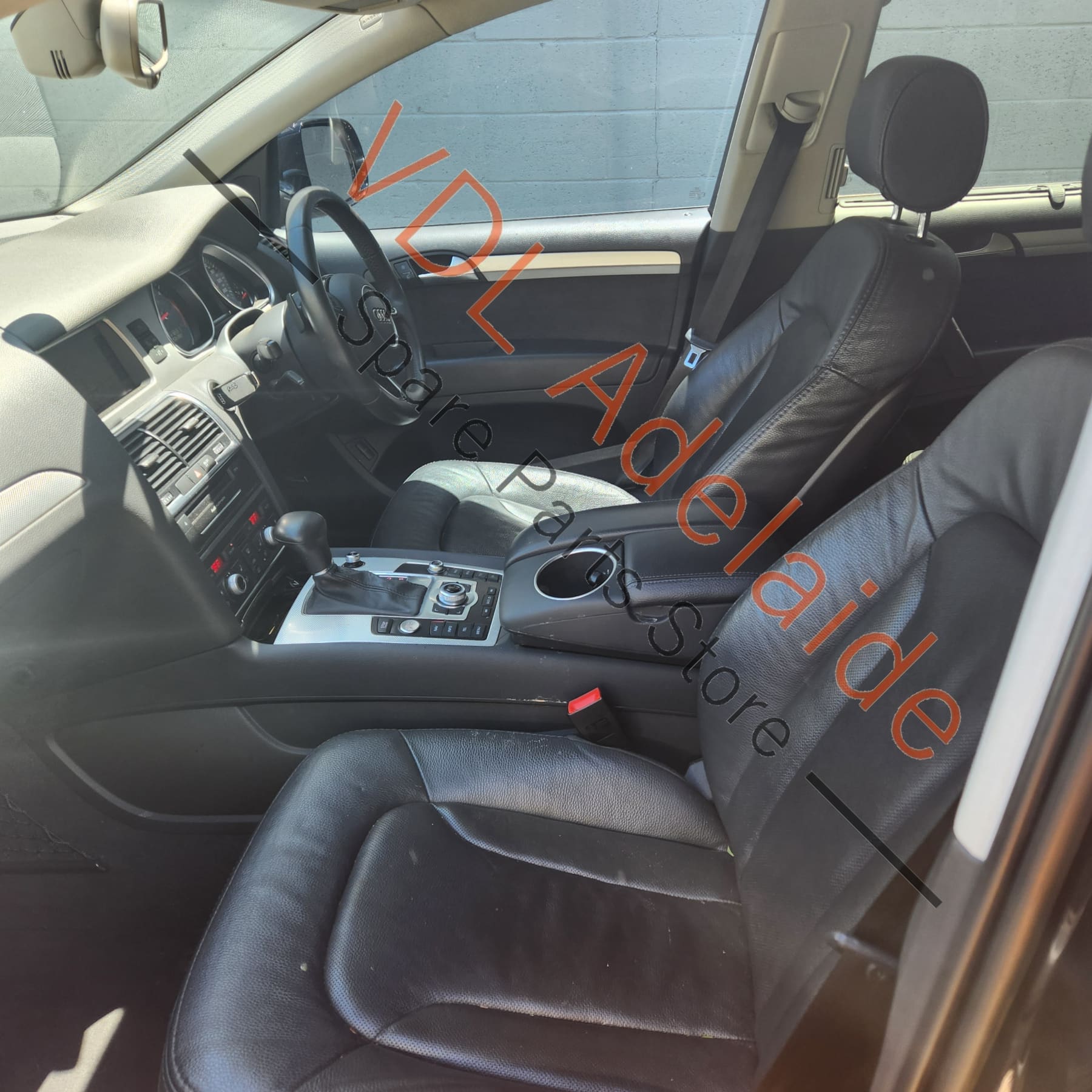 4L0947140 4L0947135G   Audi Q7 Interior Roof Dome Light Switch Panel with Sunglasses Holder 4L0947140 4L0947135G