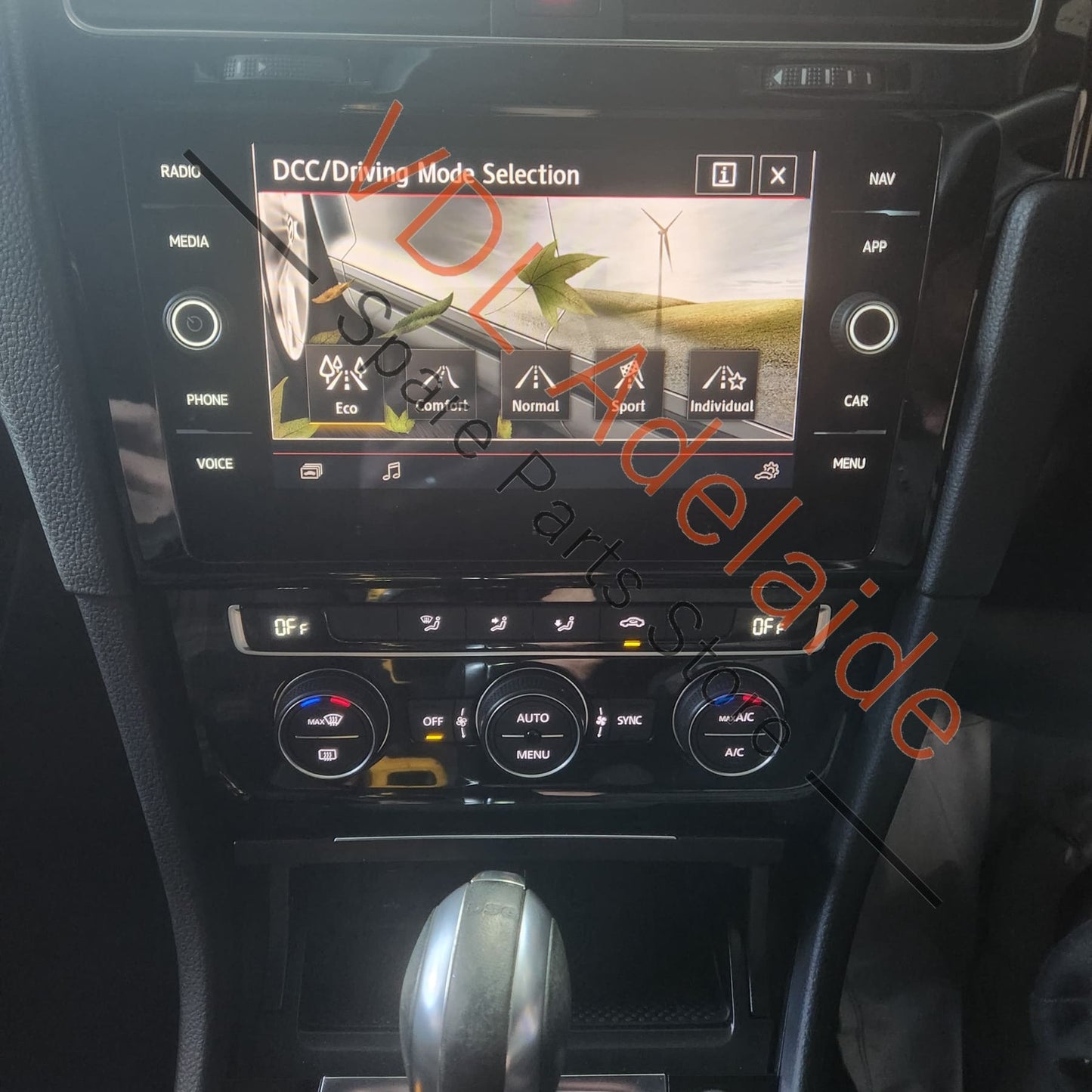 3Q0035864C 3Q0035864CX    Programming required upon installation. VW Golf MK7.5 MIB2 Central Dash Unit Control for Navigation Media SD Reader 3Q0035864C