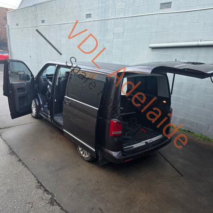 7E5945096E    VW Transporter T5 Right Rear Tail Light 7E5945096E 2010 - 2015