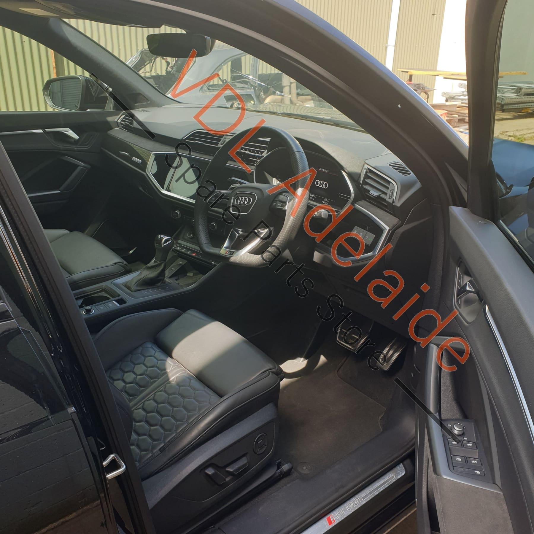 83A857551C7C0    Audi RSQ3 Q3 F3  Black Interior Sun Visor Left Side 83A857551C 7C0