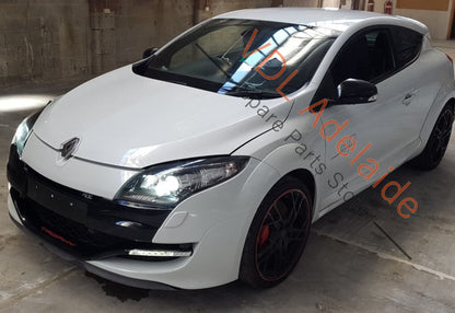 768579138R768570131R Renault Megane Left Side Rear Exterior Body Molding 768579138R 768570131R Blanc Glacier