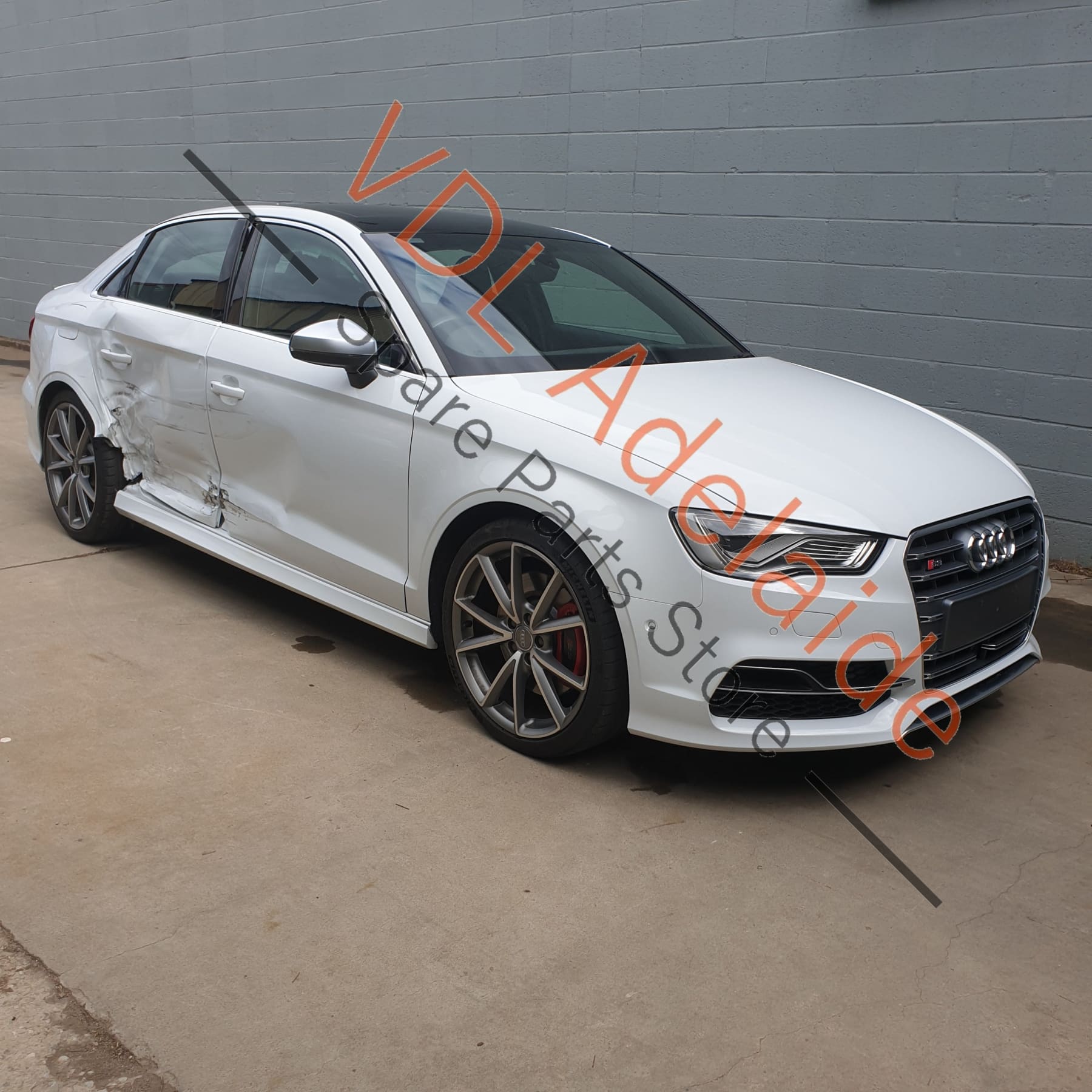 8V0601025AT 8V0601025FE   Audi A3 S3 8V 19in 19x8 Alloy Wheel Genuine OEM 8V0601025AT #04