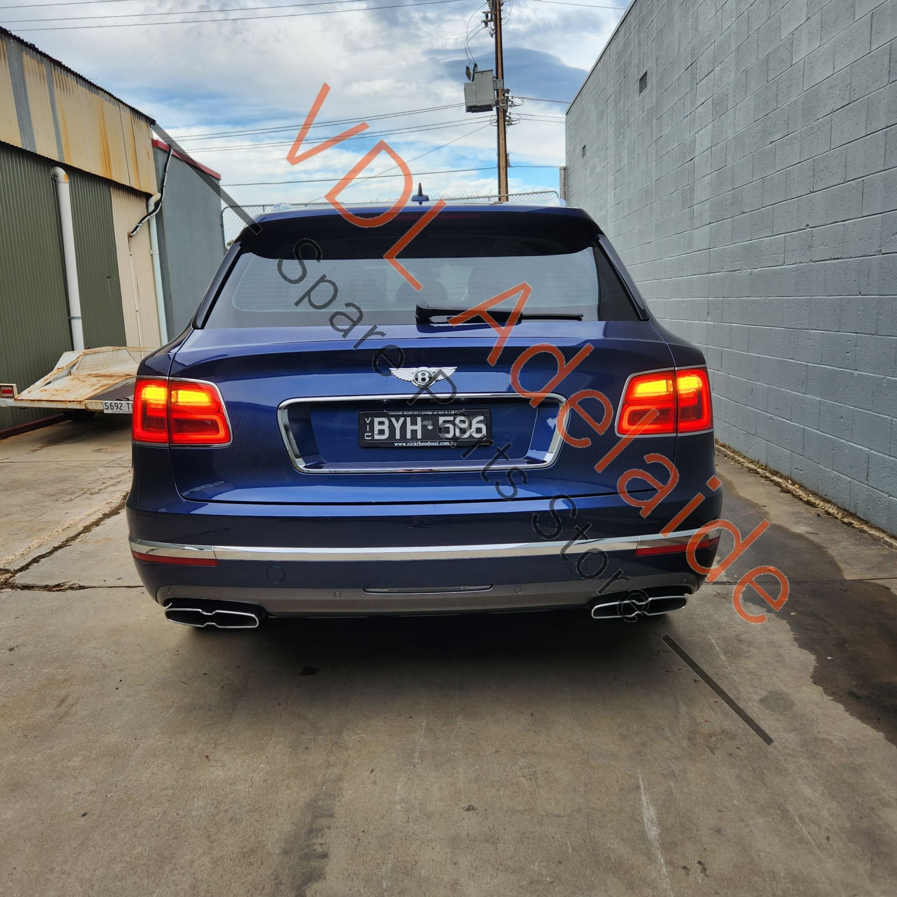 36A945096H   Bentley Bentayga Rear LED Tail Lamp Light Right Outer 36A945096H