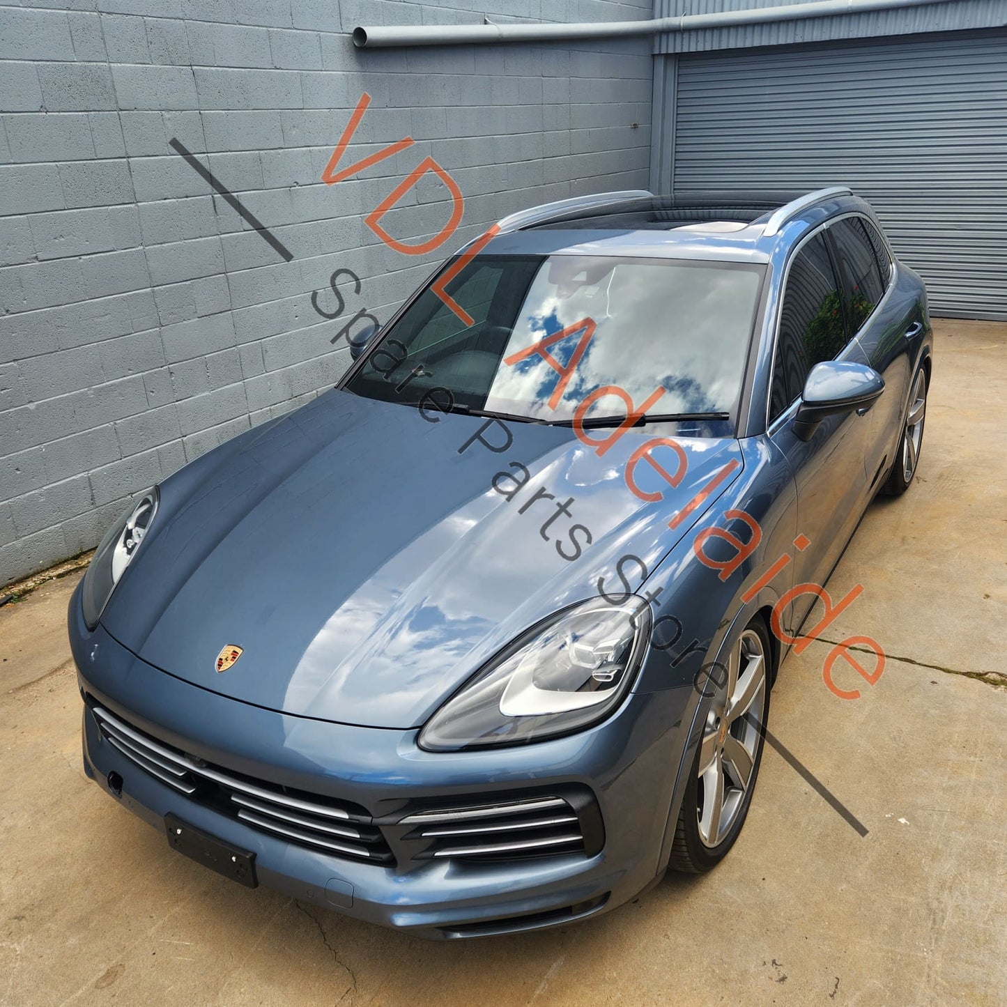 9Y0823031DYGRV 95882303100GRV  Porsche Cayenne 9Y Bonnet Hood Panel Biscay Blue 95882303100GRV 9Y0823031DYGRV