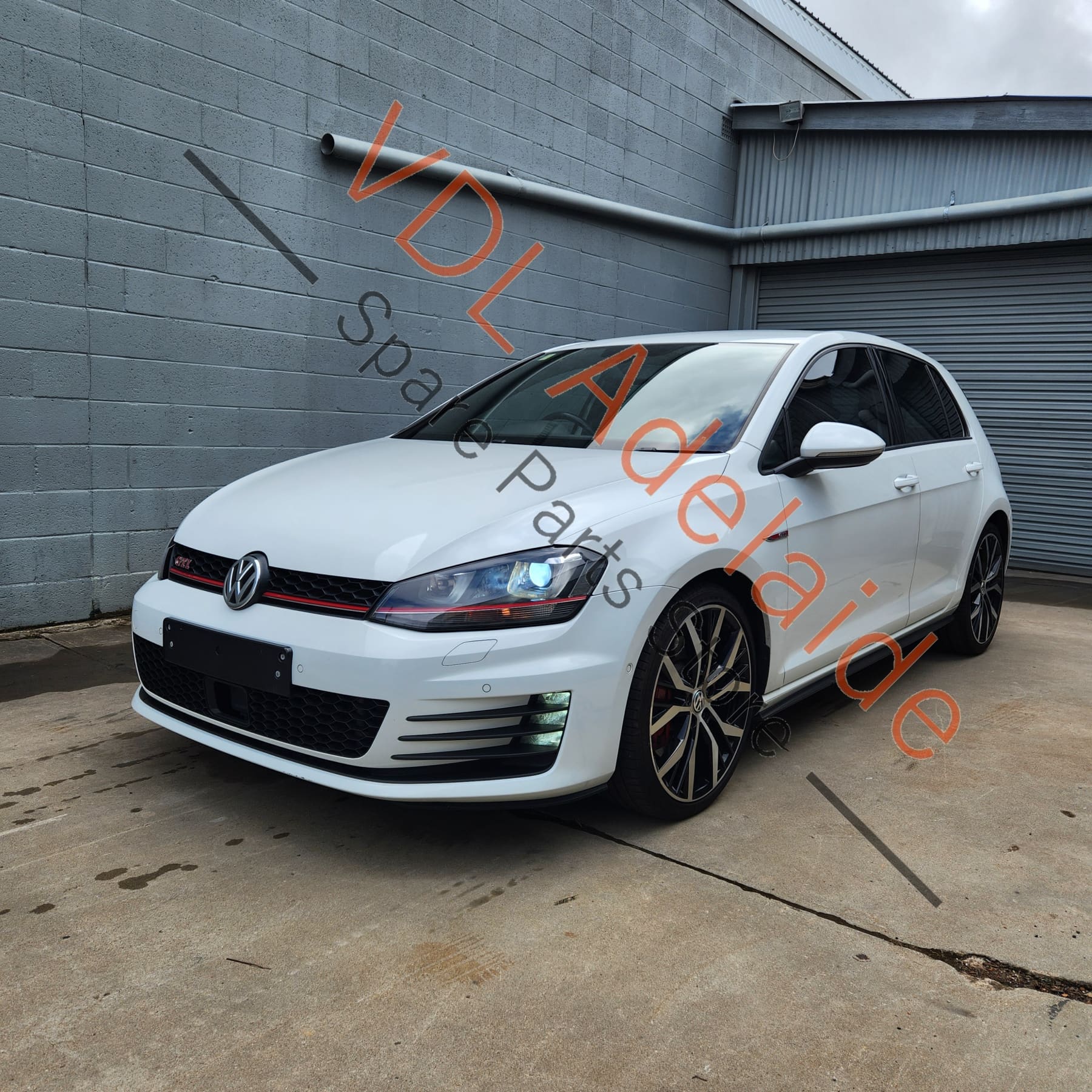     VW Golf MK7 Gti Performance Whole Front Bumper Cover Complete with Grilles Wheel Housing Liner & Under Trim