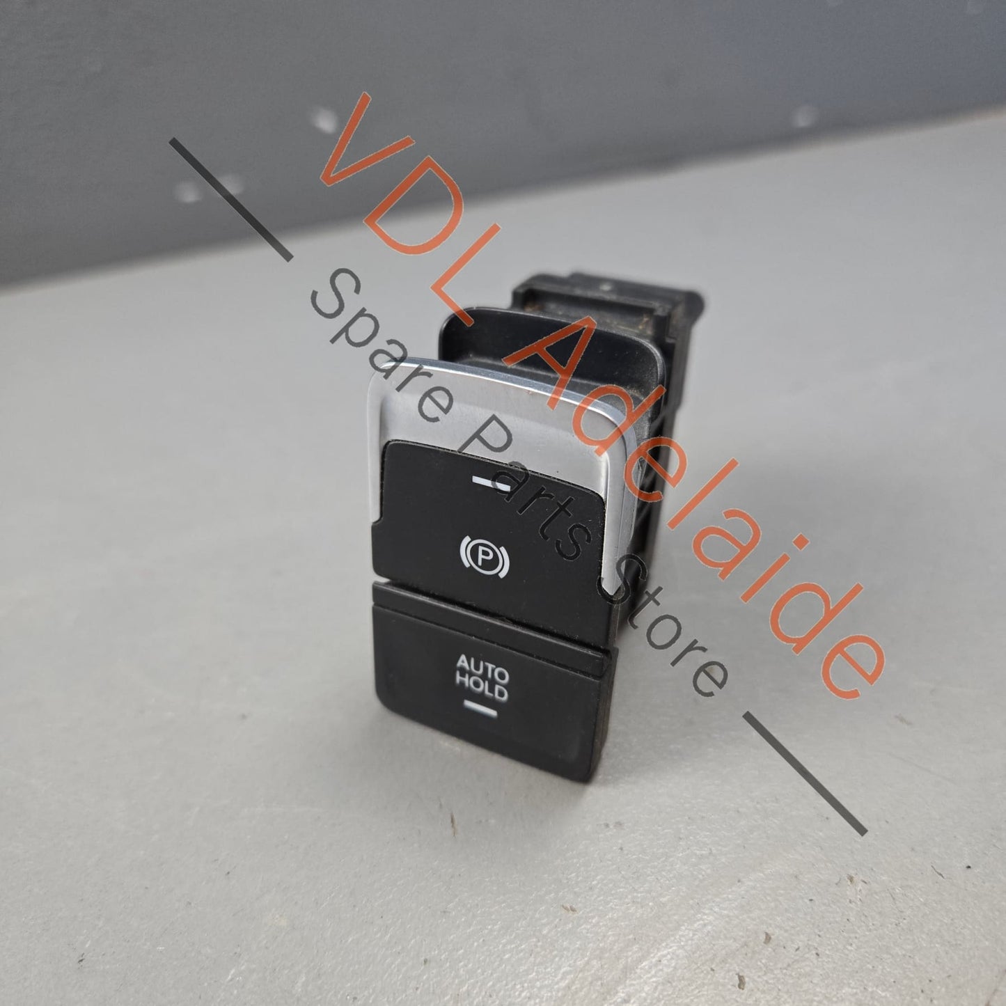 VW Golf MK7 EPB Park Brake Switch Centre Console 5G0927225D