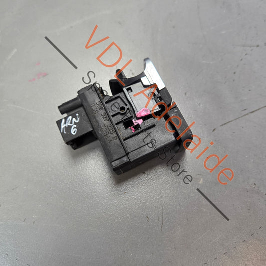 VW Golf MK7 EPB Park Brake Switch Centre Console 5G0927225D