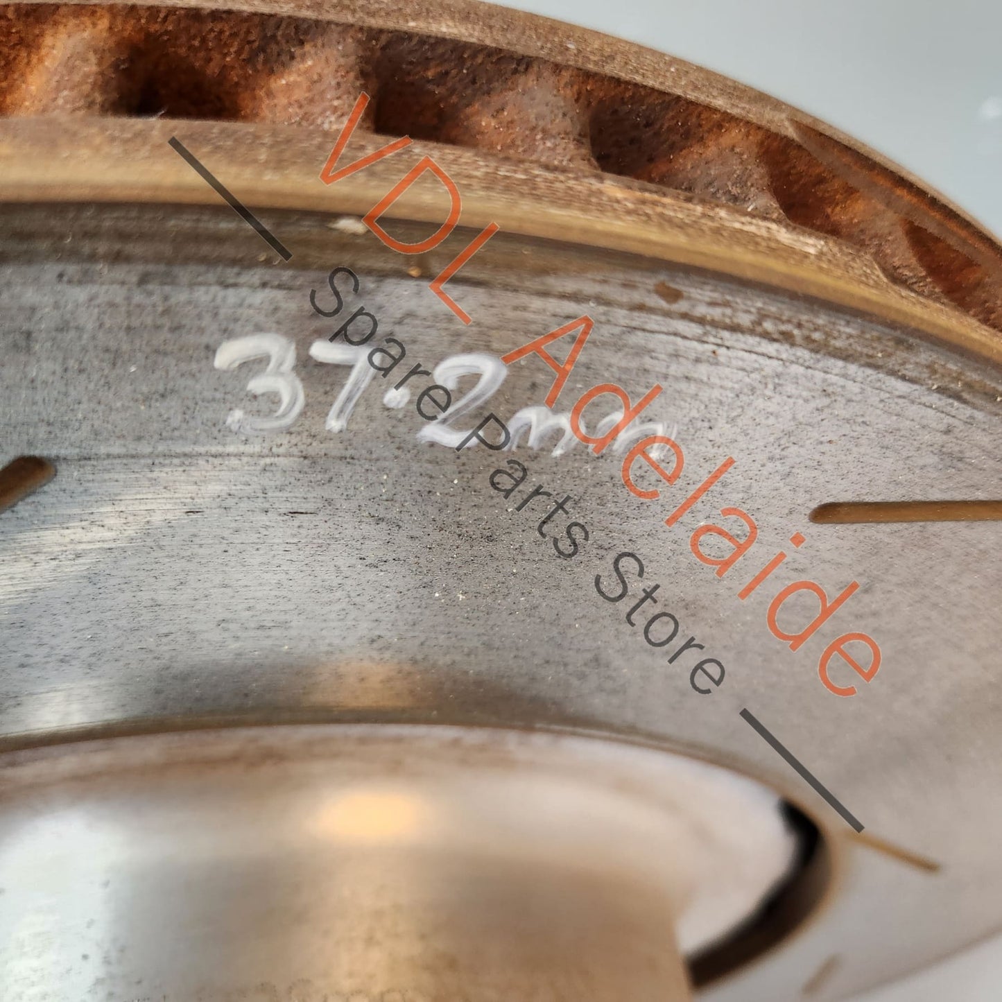 Porsche Panamera 971 Pair of Front Disc Brake Rotors 390mm Left & Right 971615301J 971615302J     Measured up at 37.2/37.2mm thick. 38mm when new.