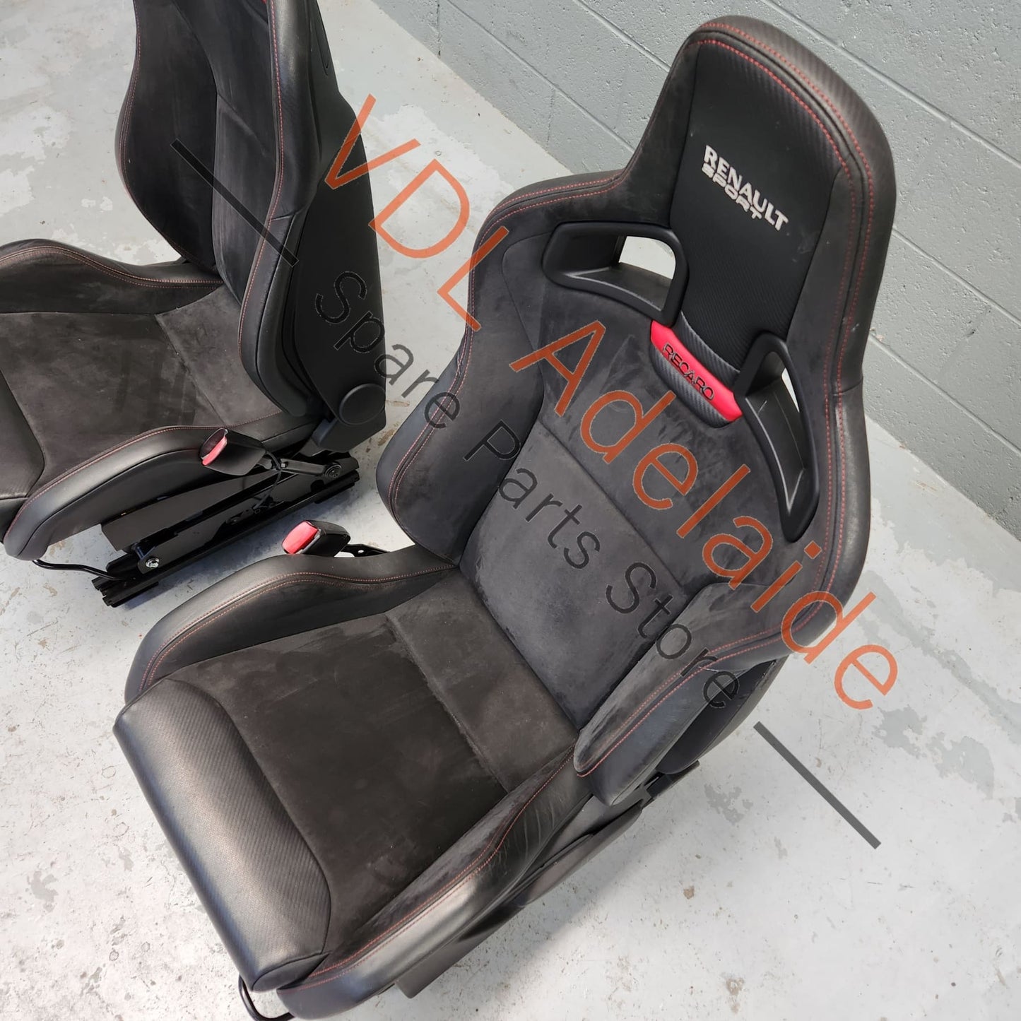 Pair of Recaro Sportster CS Alcantera Leather Black Front Seats Seat for 2dr Models w Airbag