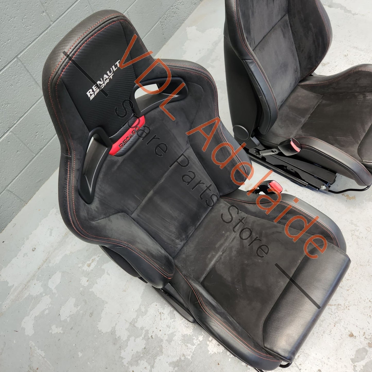 Pair of Recaro Sportster CS Alcantera Leather Black Front Seats Seat for 2dr Models w Airbag