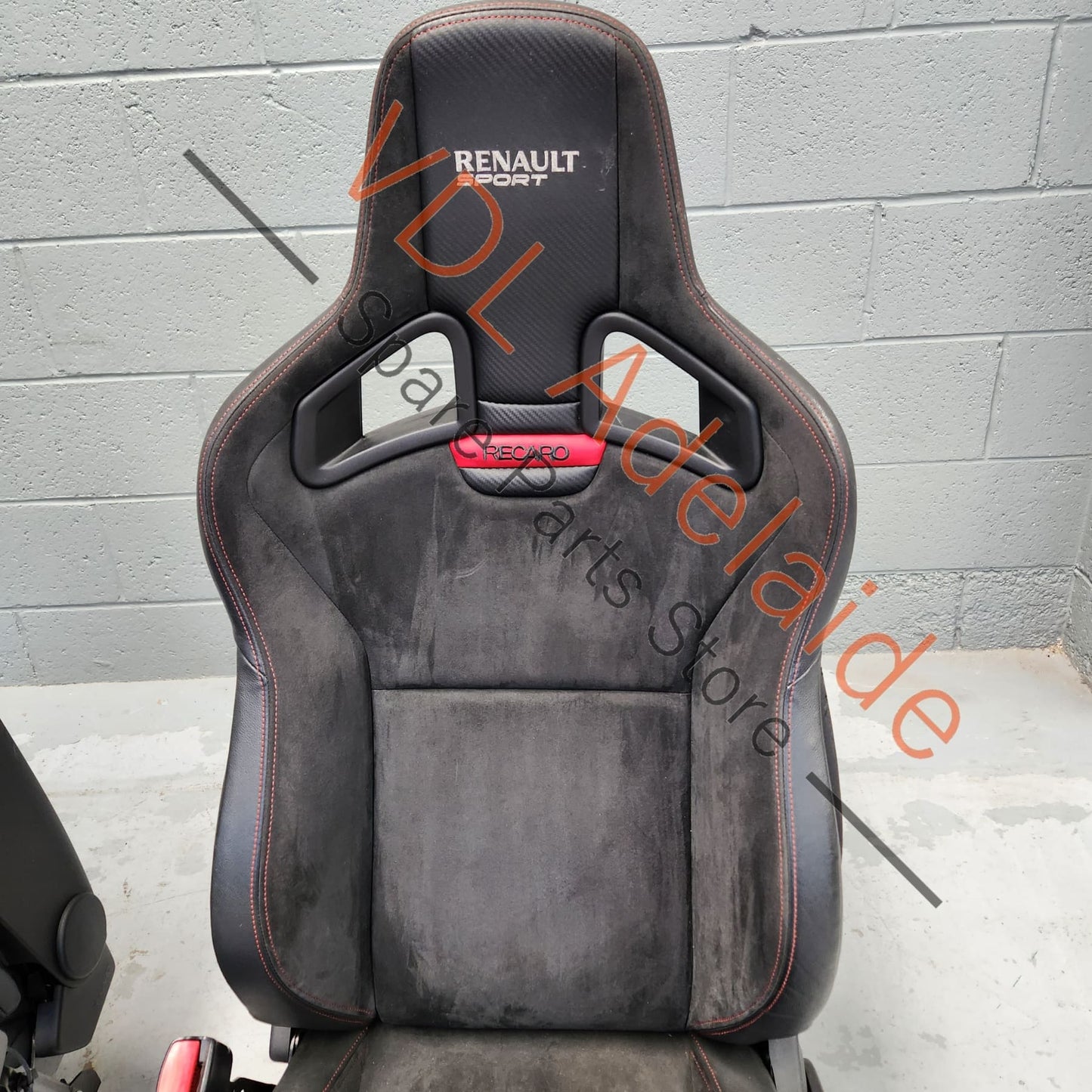 Pair of Recaro Sportster CS Alcantera Leather Black Front Seats Seat for 2dr Models w Airbag