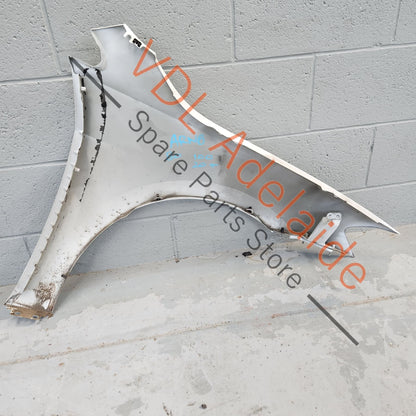 Volkswagen Golf MK7 7.5 Front Left Fender Mud Guard Wing Panel in White Incl R Badge