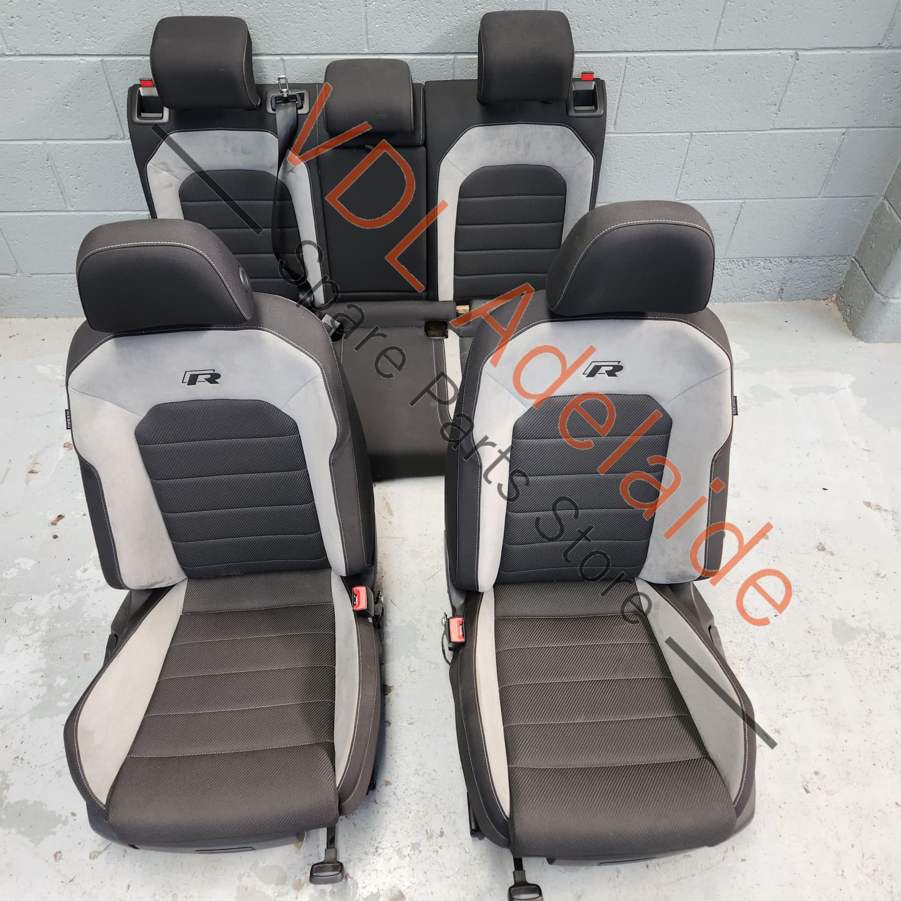 VW Golf MK7 R Set of Cloth Seats front & Rear