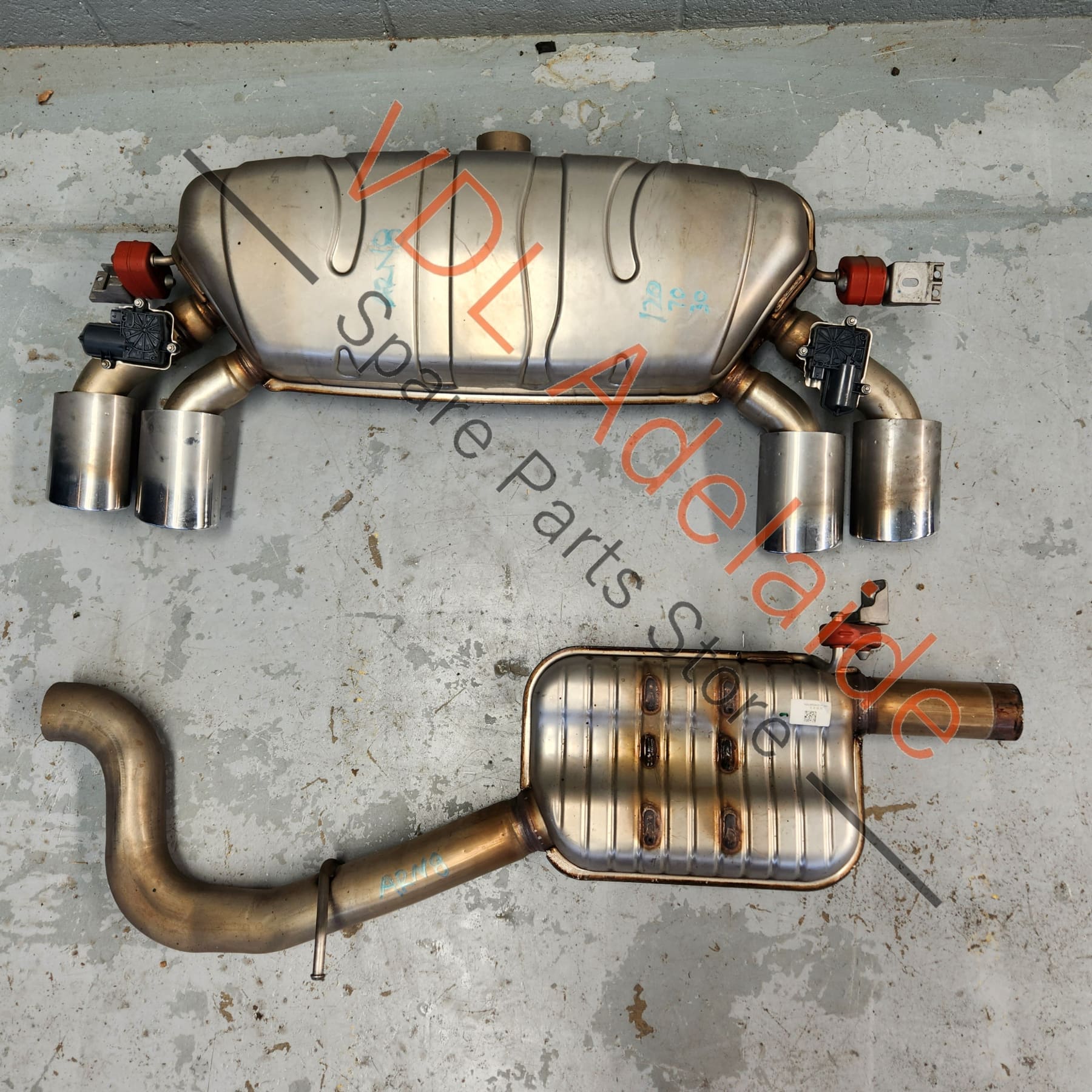 VW Golf R MK7 Whole Rear Exhaust Muffler with Resonator & Chrome Tips