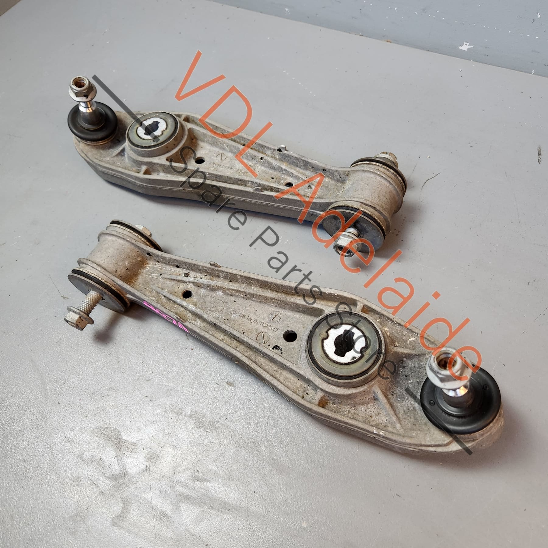 Porsche 911 Boxster Cayman 2x Front LCA Control Arm Wishbone Suspension