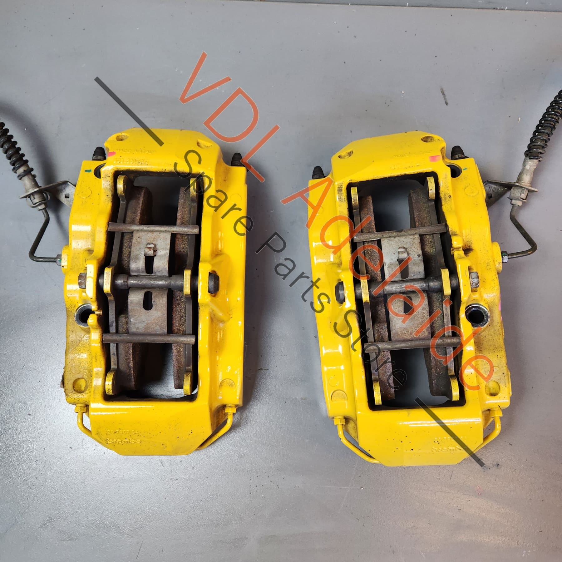 Pair of Yellow 6 Pot Piston Porsche 911 Front Ceramic Brake Calipers PCCB