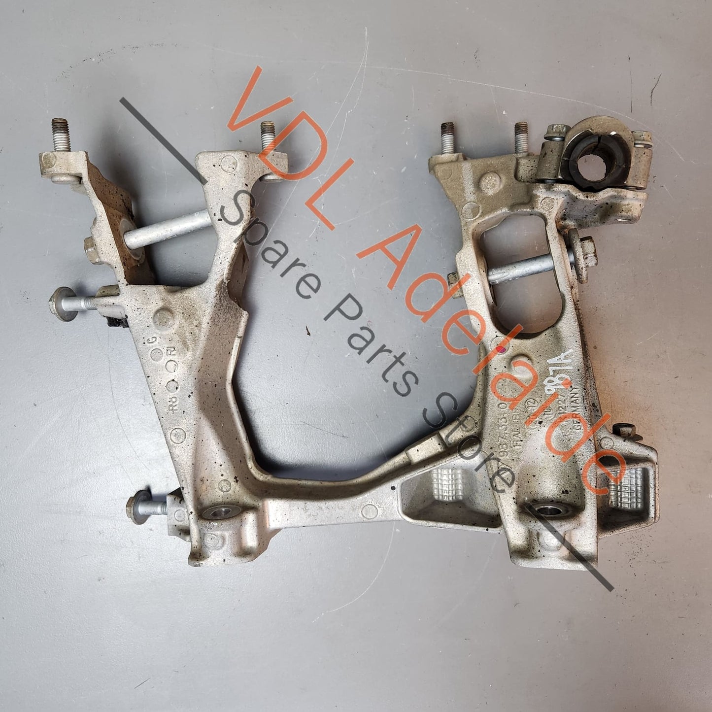 Porsche Cayman Boxster Rear Right Suspension Support Brace Bracket 98733105224