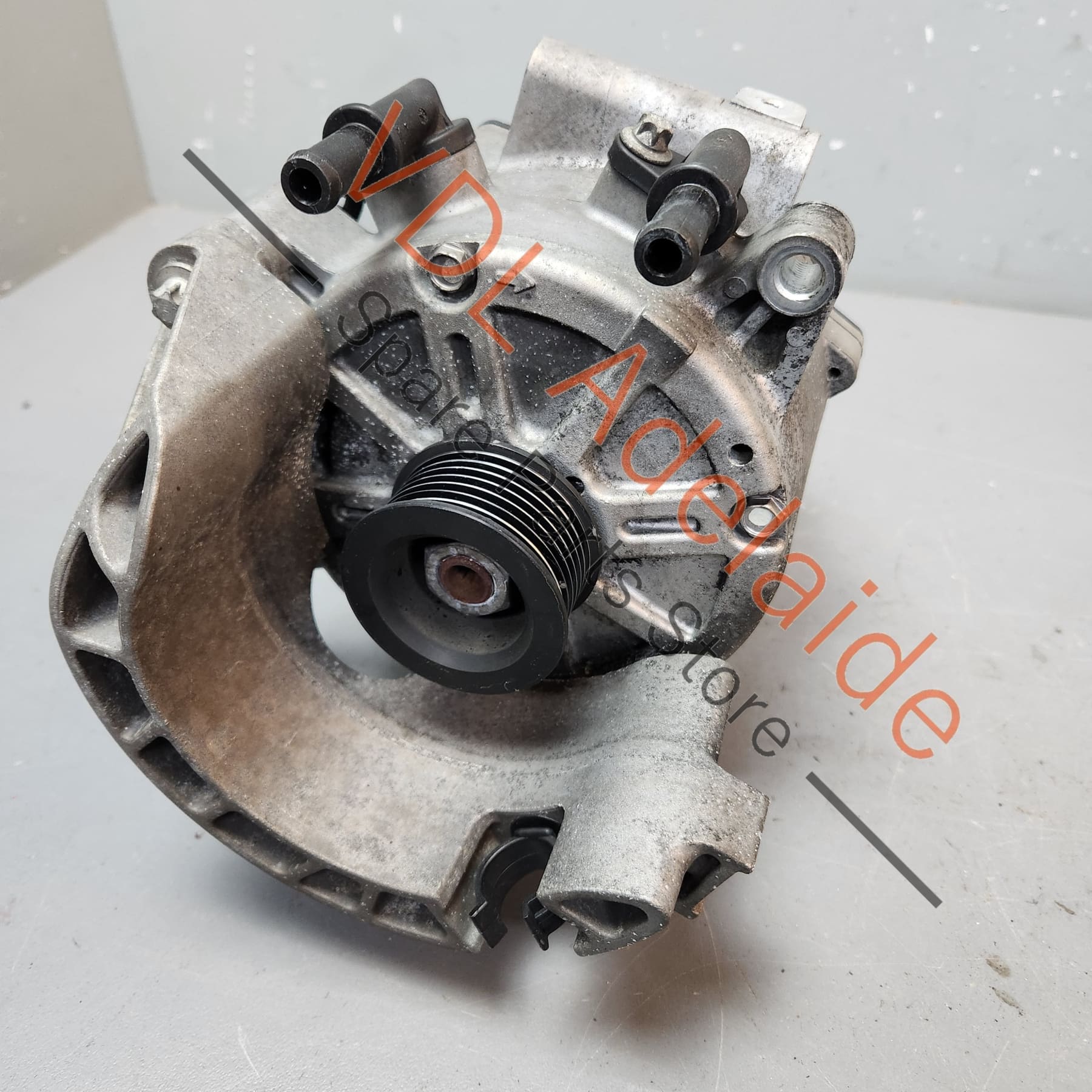 Porsche Cayenne 9PA 955 957 V8 Water Cooled Alternator Hitachi 190A 94860302500