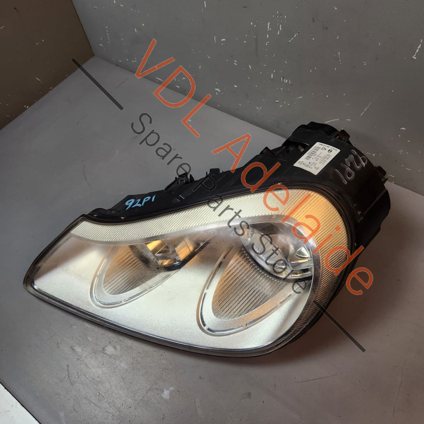 Porsche Cayenne 9PA 955 957 Turbo Xenon Left Headlight for RHD 95563117510