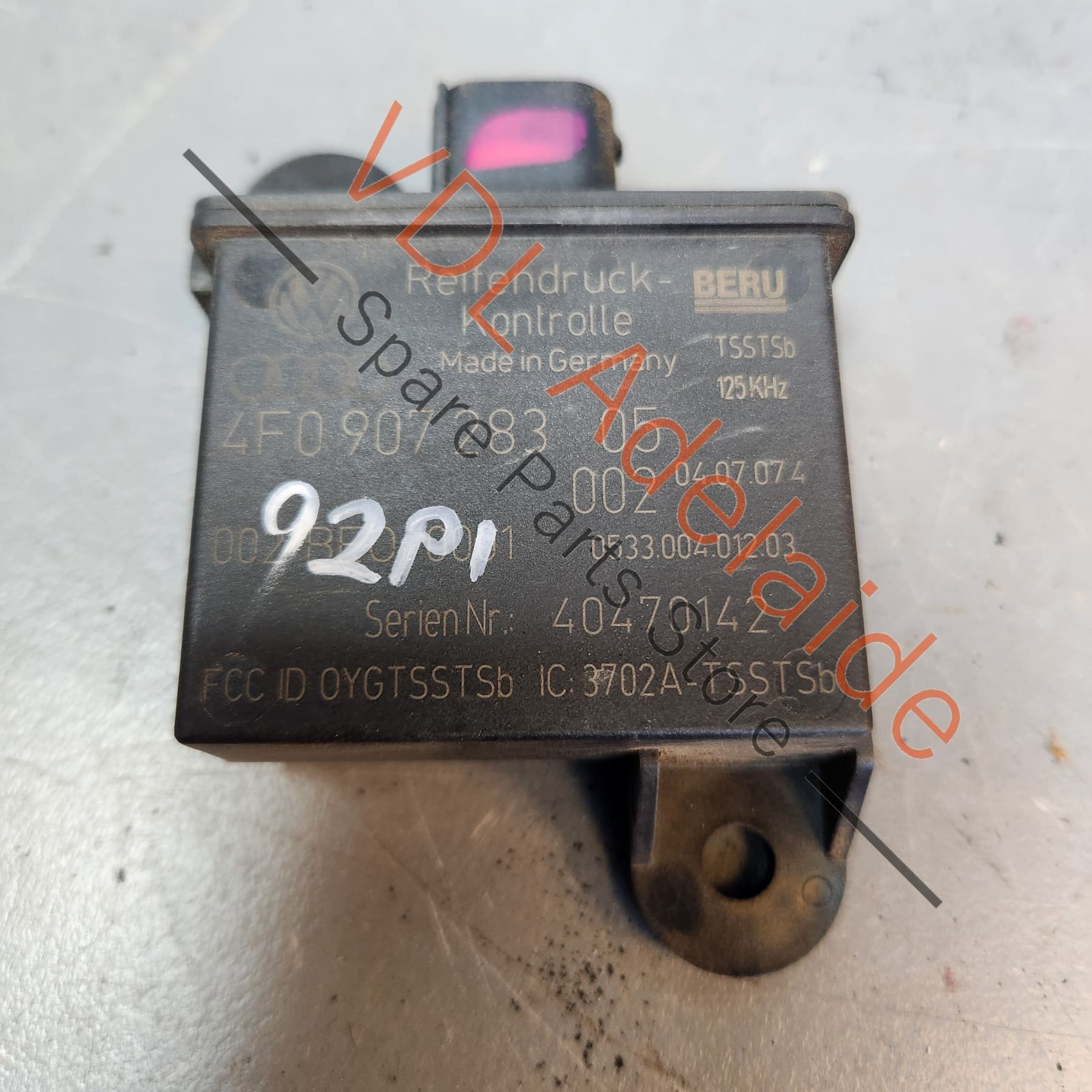 Porsche TPMS Sender Receiver Module 95561811300 4F0907283